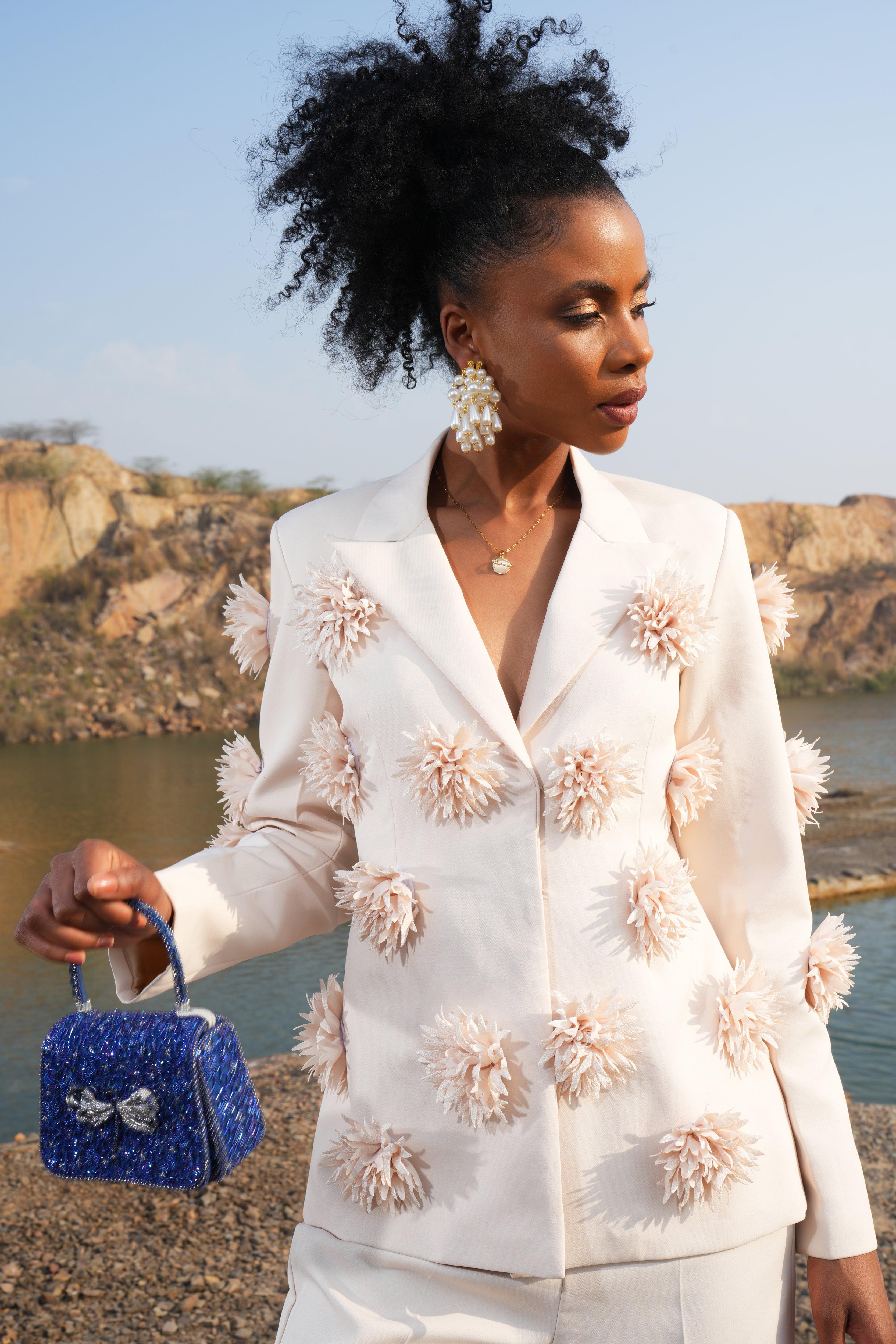 CREAM FLOWER SUIT SET