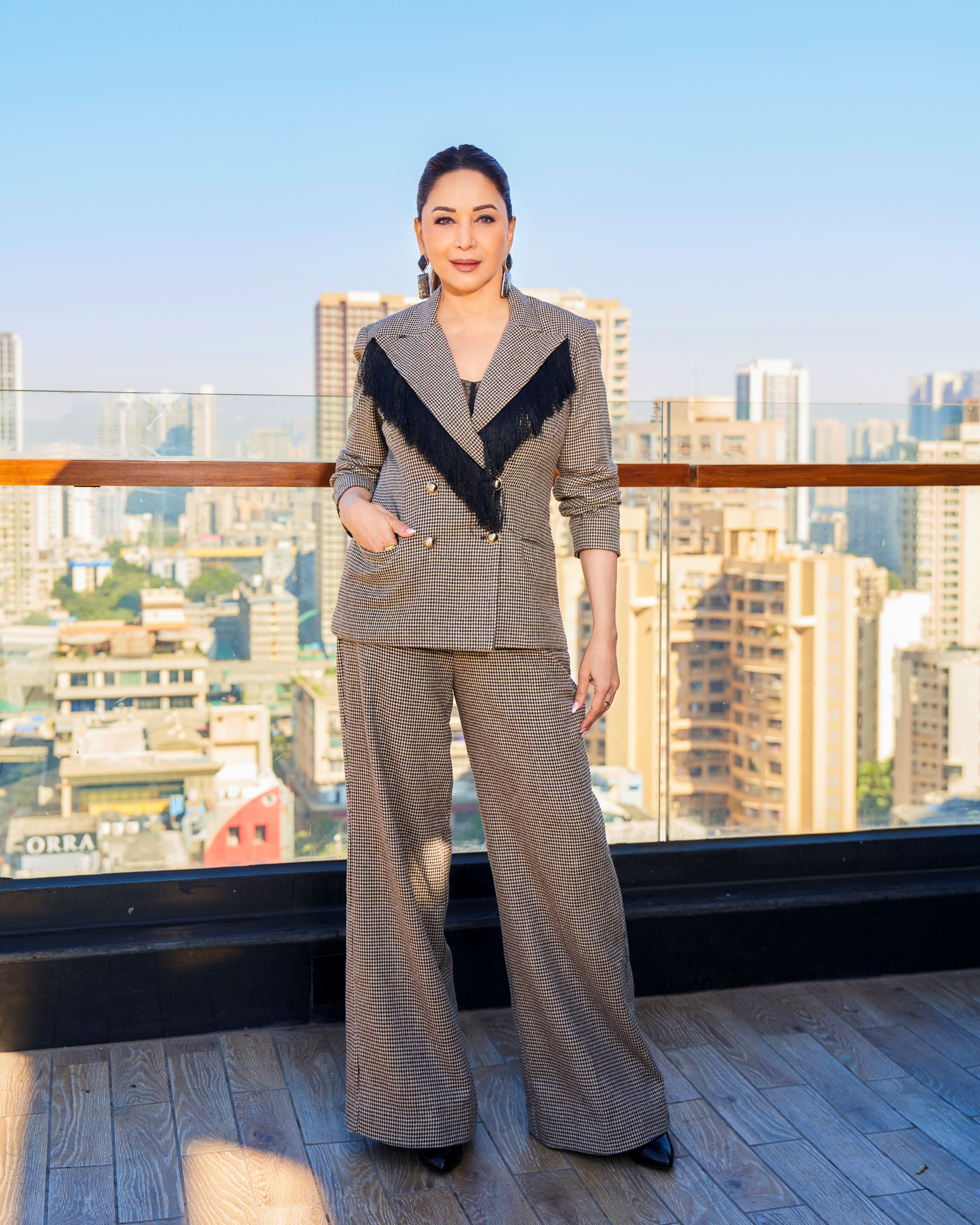 MADHURI DIXIT IN HOUNDSTOOTH FRINGE BLAZER SET