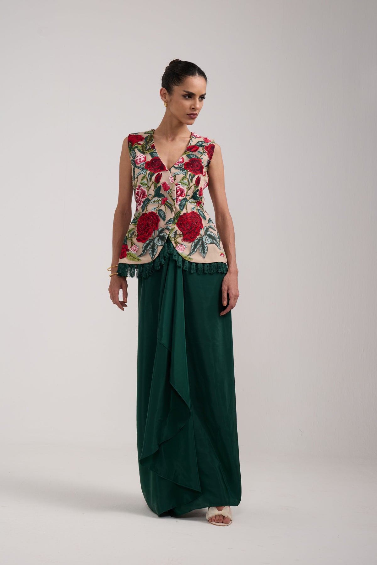 BEIGE AND EMERALD JACKET SET