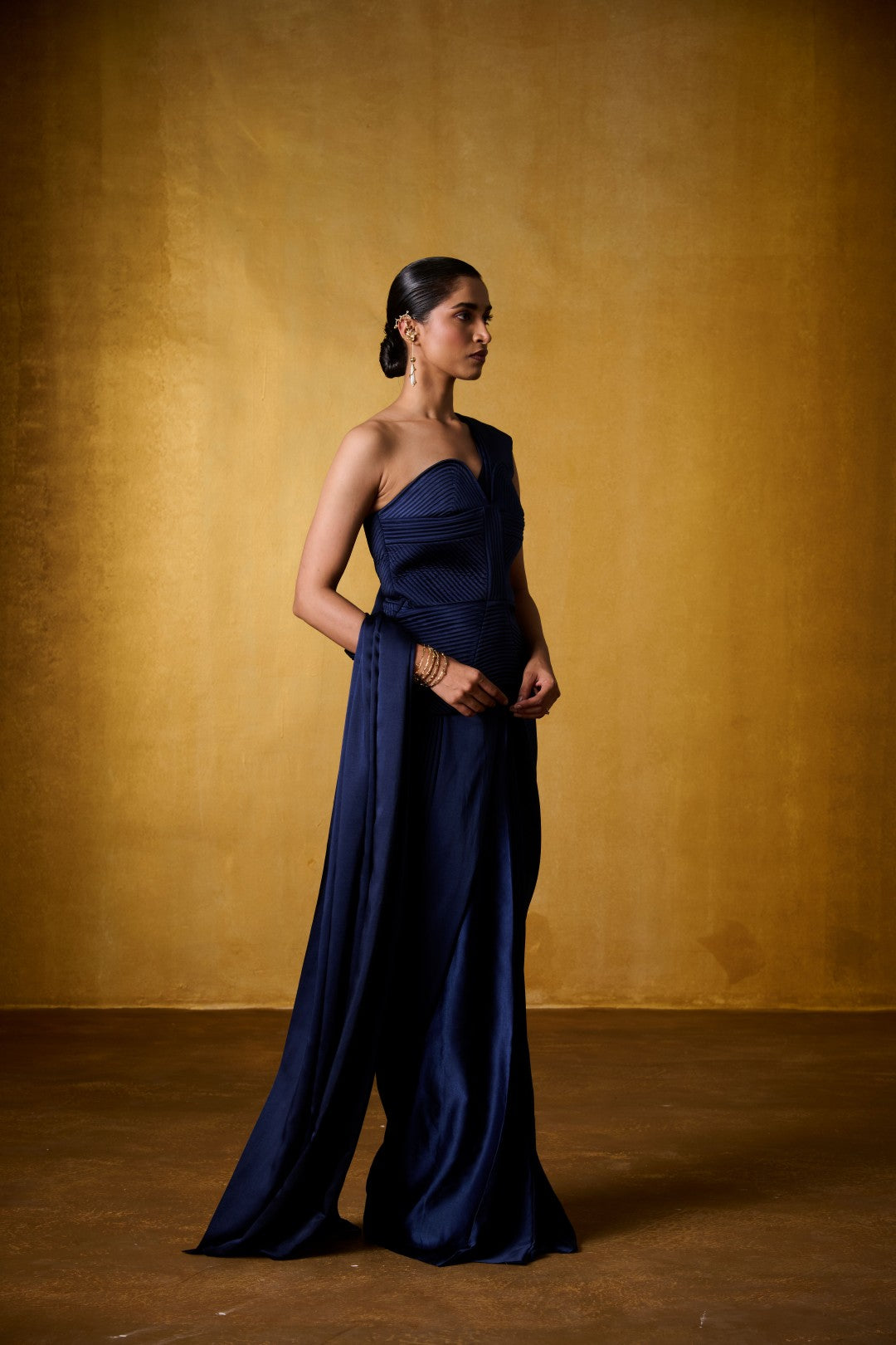 NAVY QUILTED CORSET SAREE
