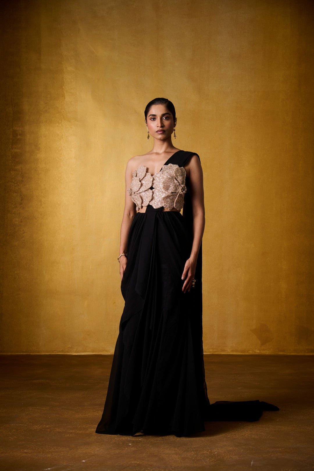 GOLDEN FLORAL BLOUSE WITH GEORGETTE DRAPED SAREE