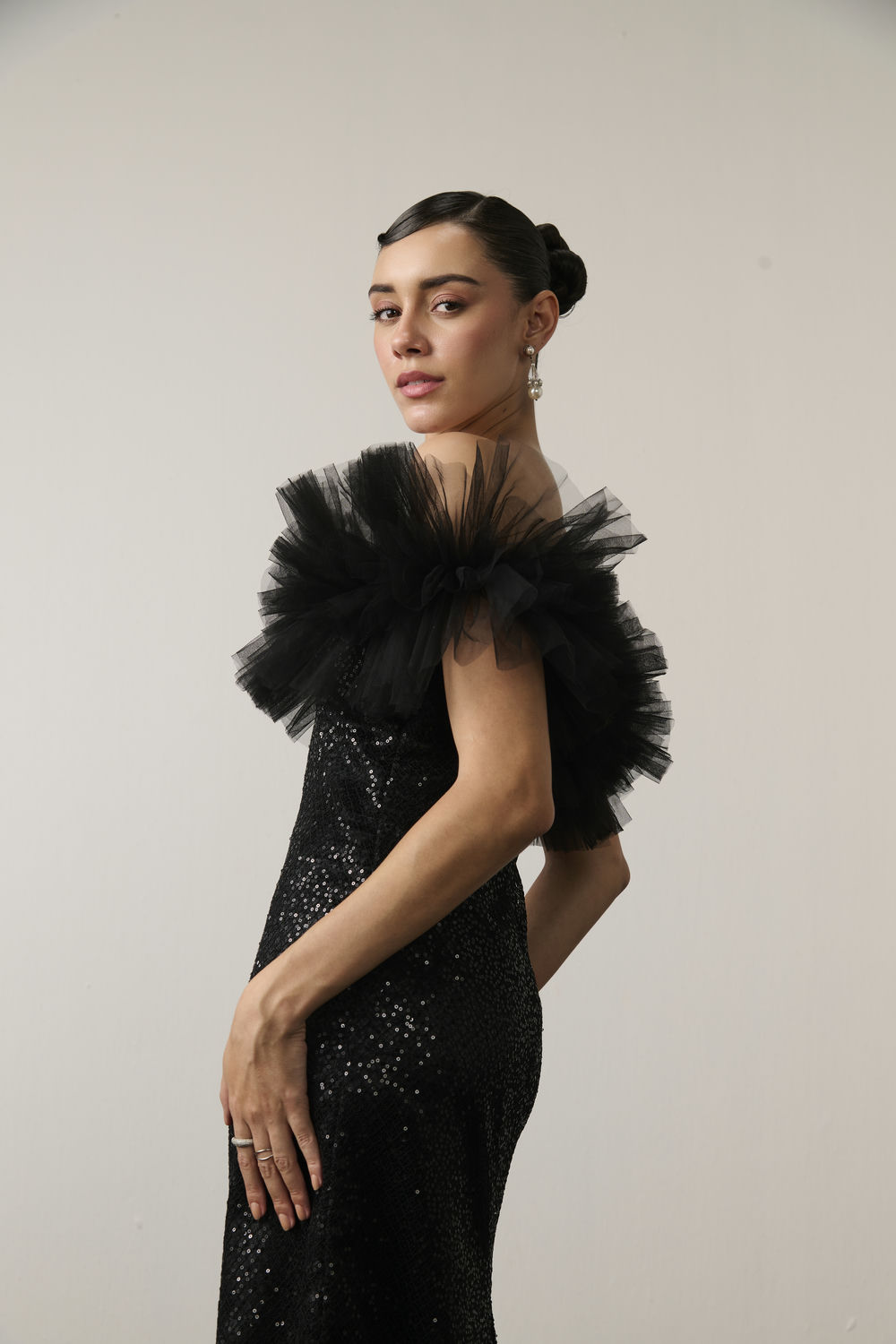 BLACK SEQUIN RUFFLE MIDI