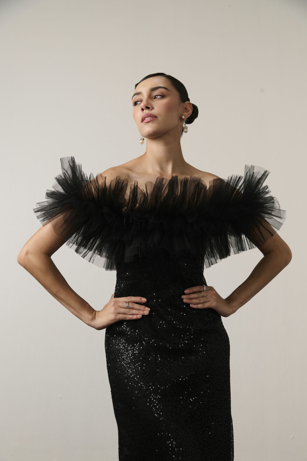 BLACK SEQUIN RUFFLE MIDI