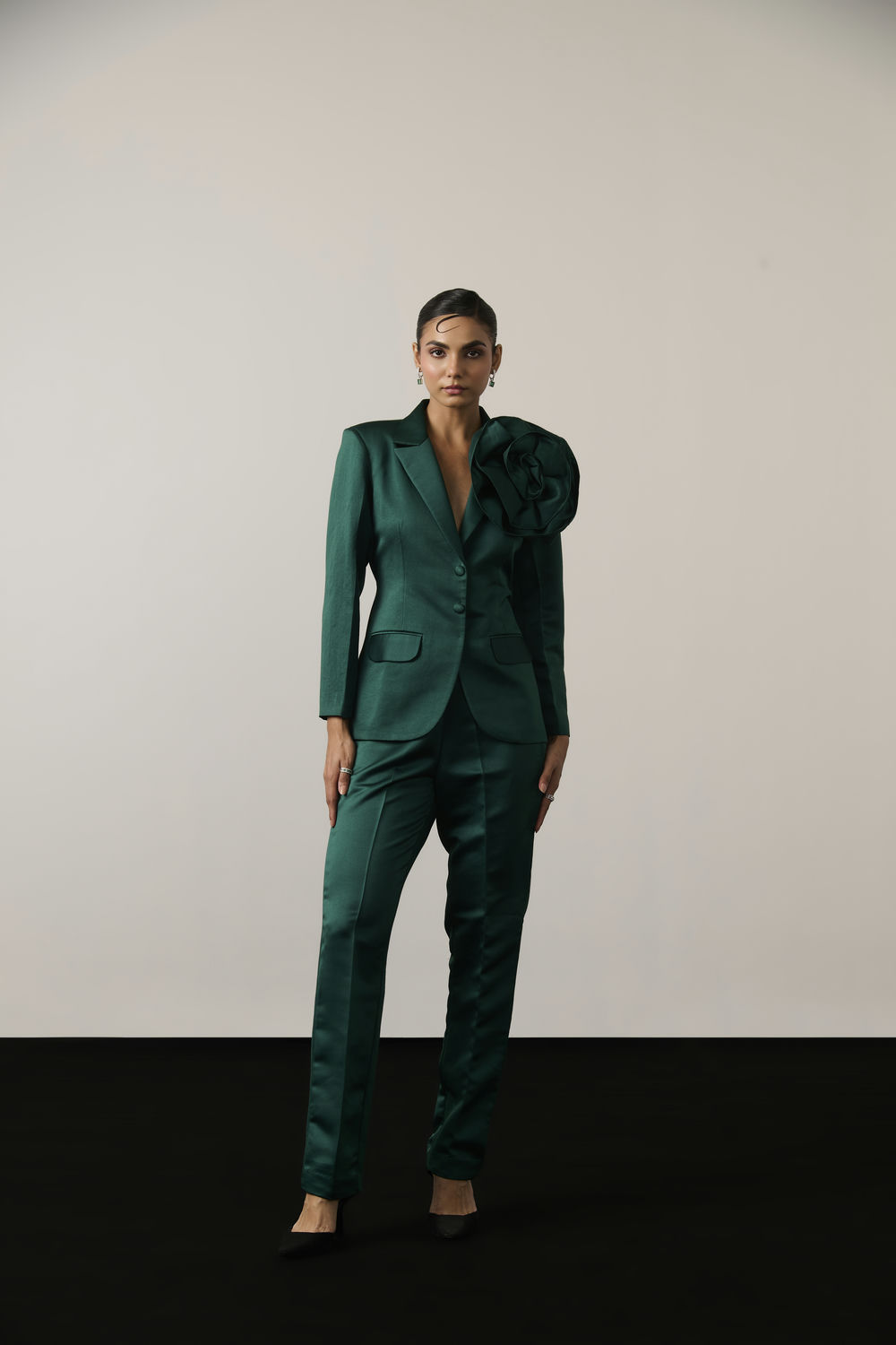 EMERALD FLOWER SUIT SET