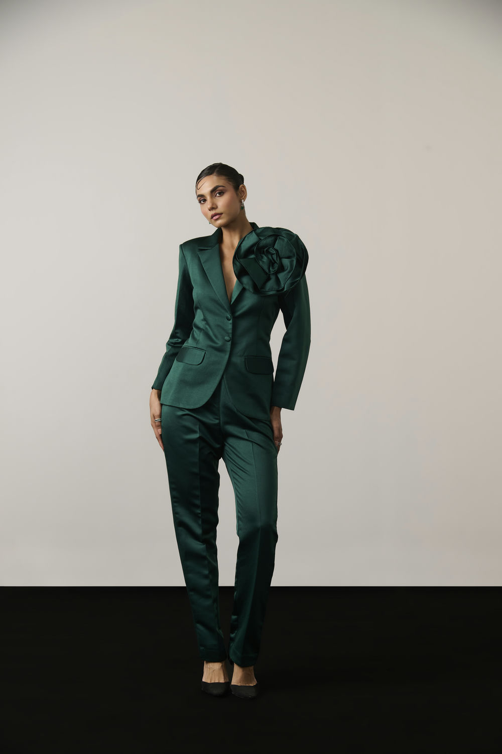 EMERALD FLOWER SUIT SET