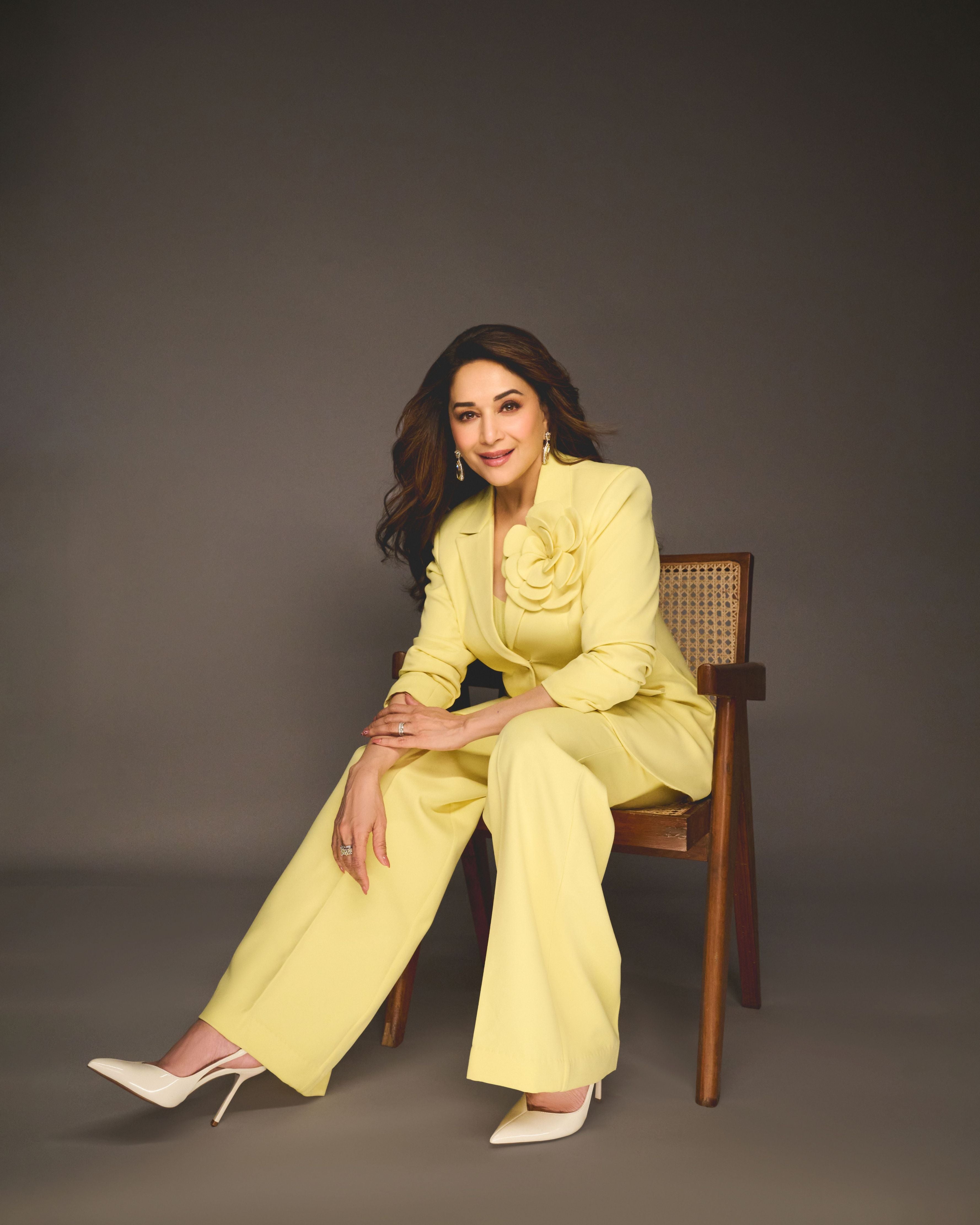 MADHURI DIXIT IN LEMON YELLOW FLOWER BLAZER SET