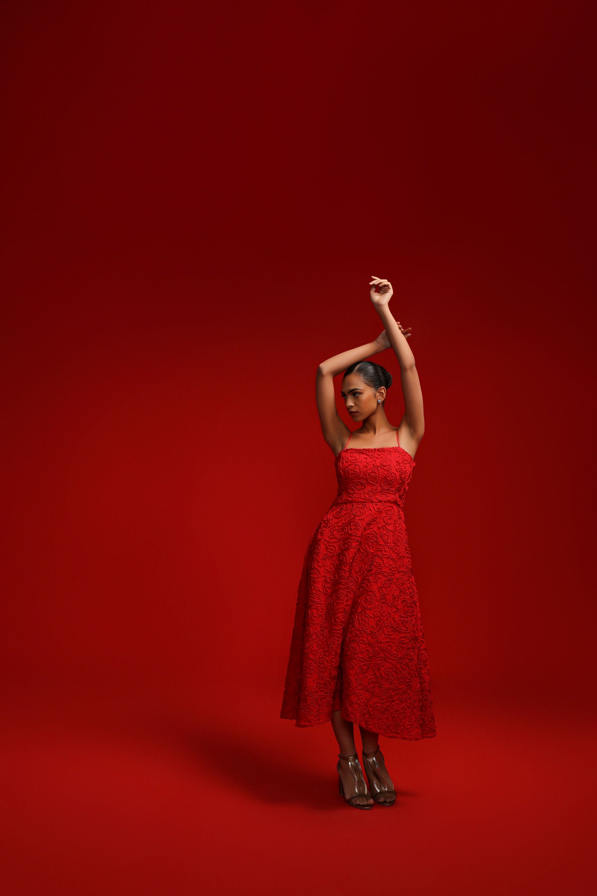 RED LACE FLARE DRESS