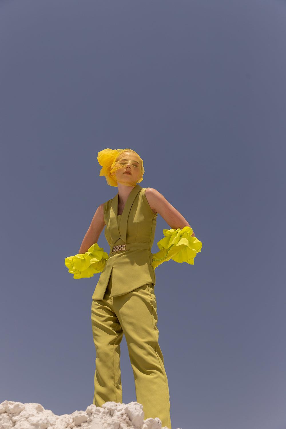 GREEN CHAIN PANT SUIT - LabelIris