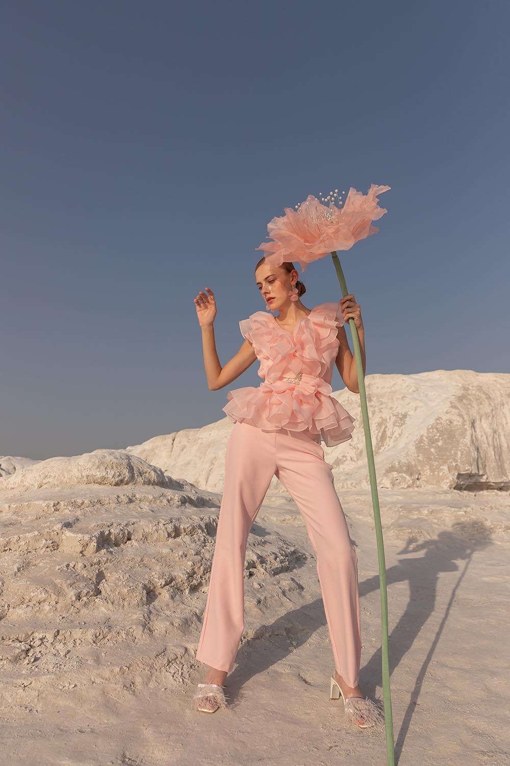 GEETIKA VERMA IN BLUSH ORGANZA CO-ORD - LabelIris