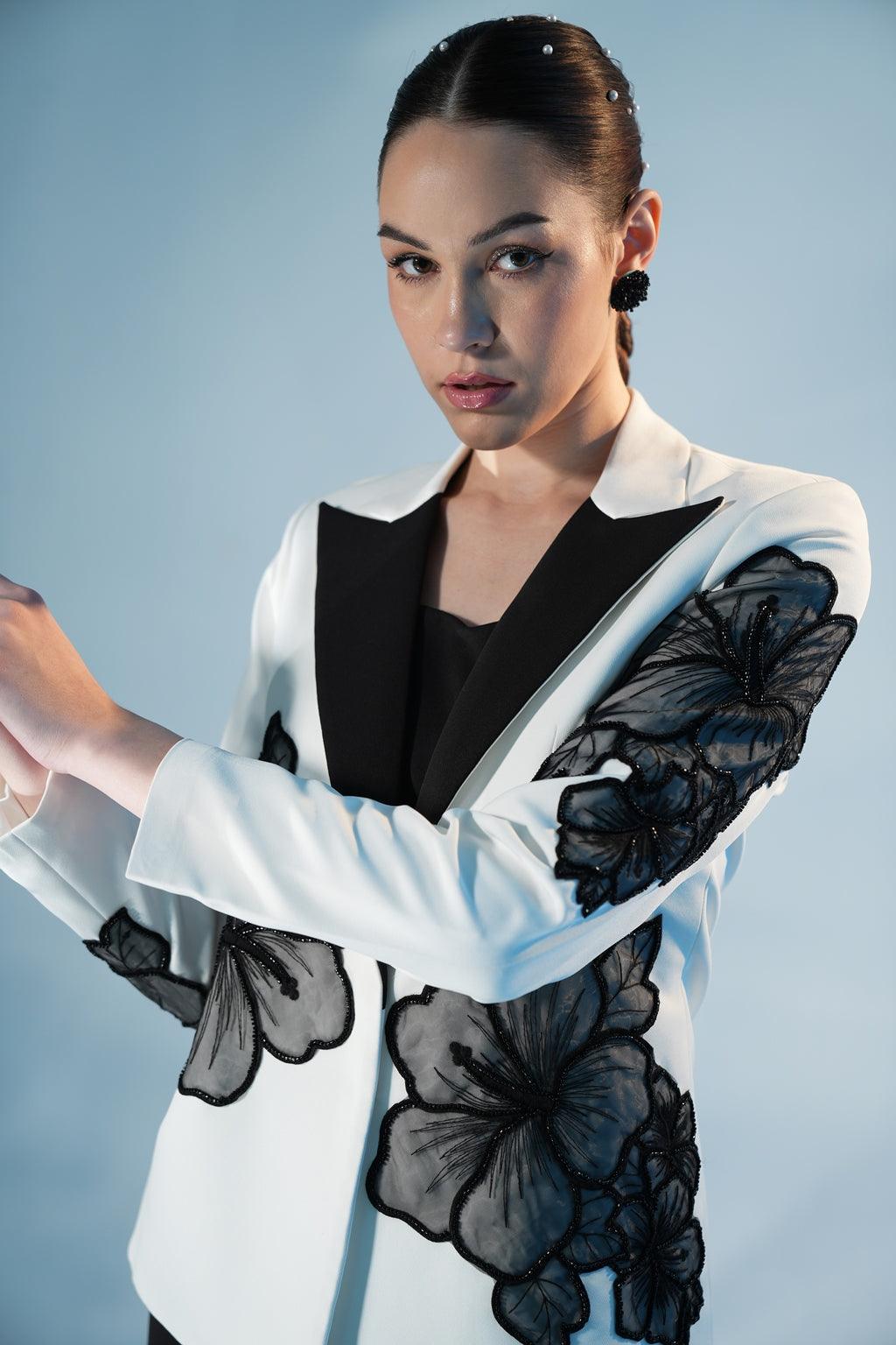 IVORY AND BLACK FLOWER  JACKET