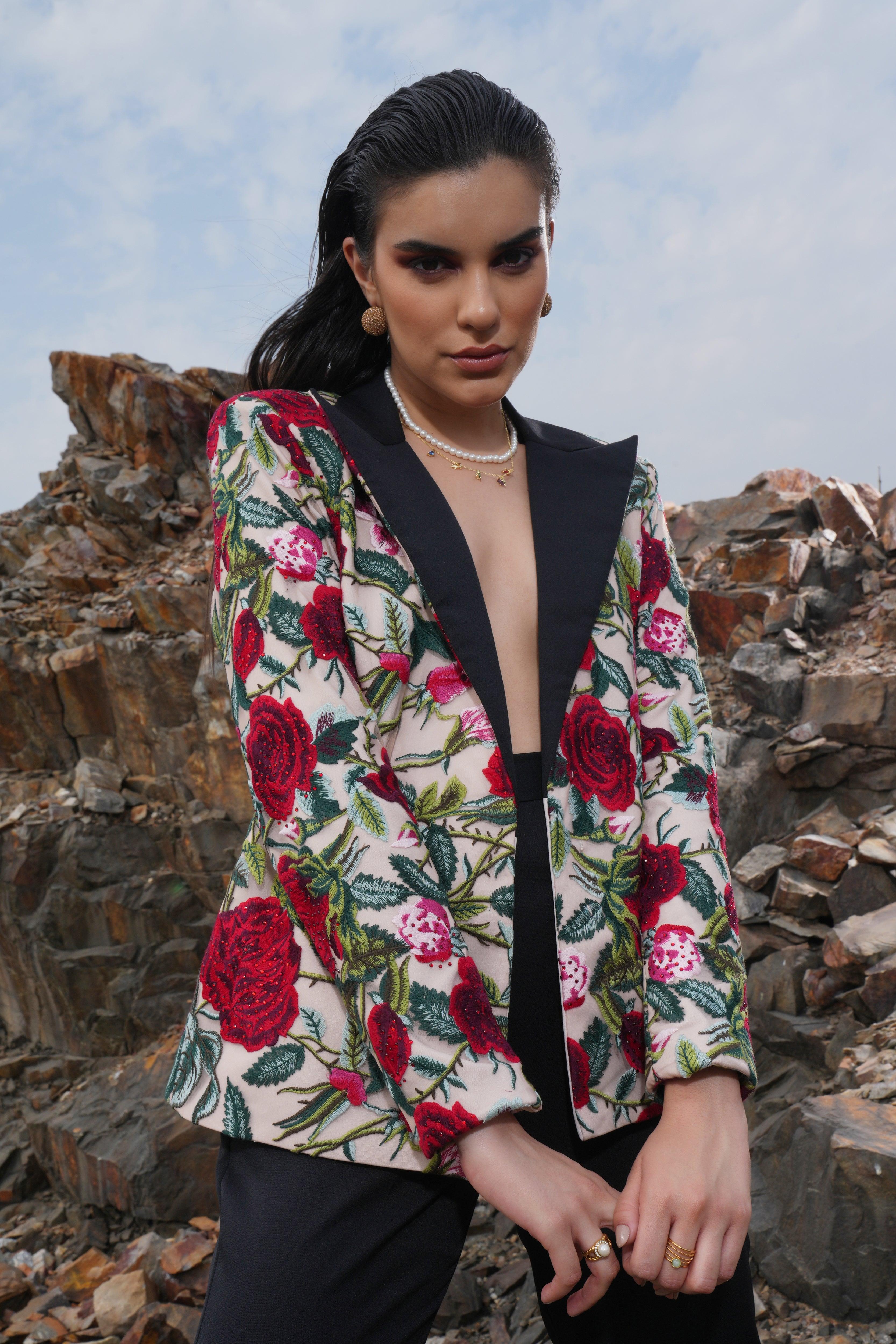 VAISHALI JAIN IN BEIGE FLOWER JACKET