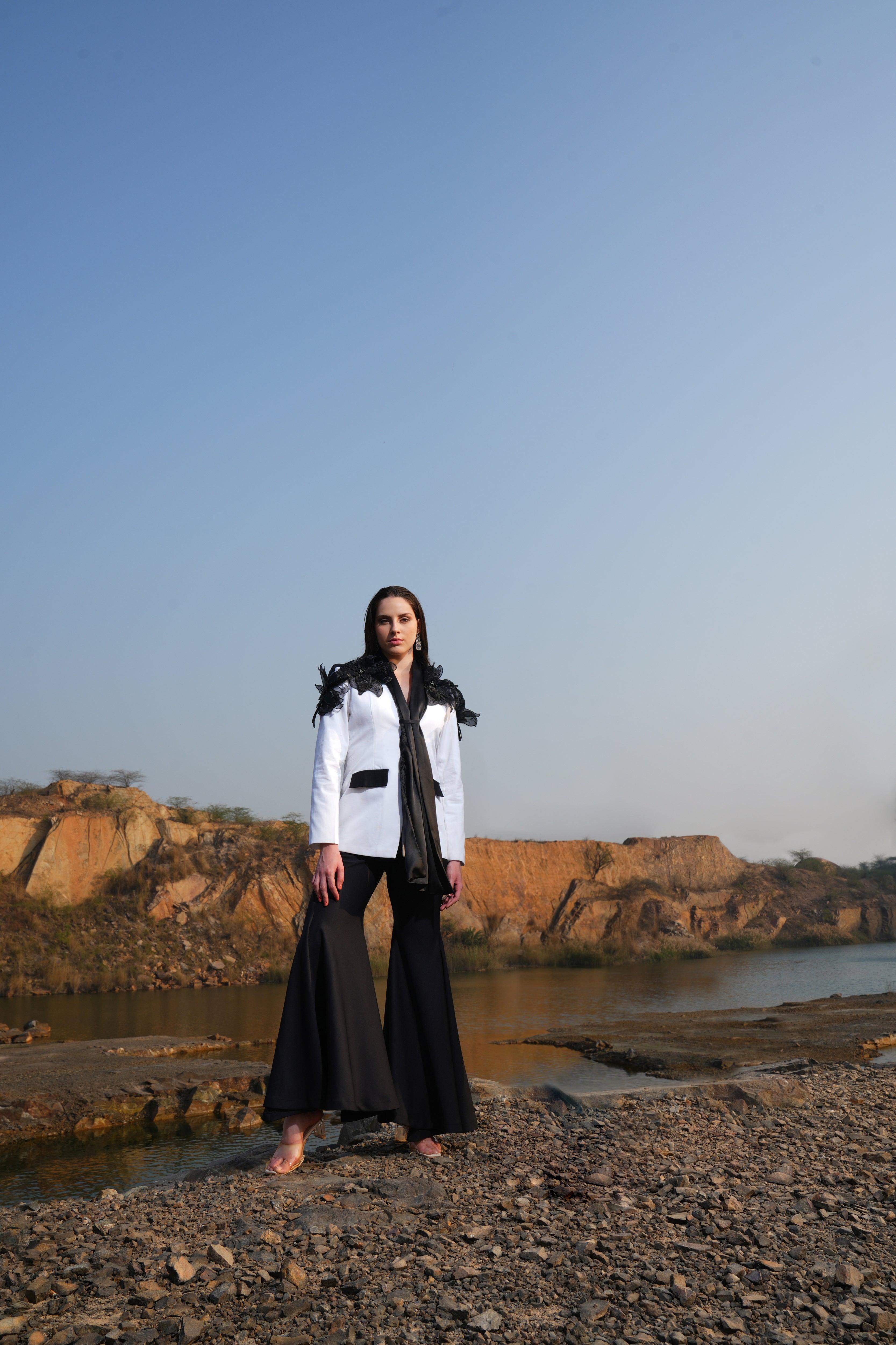 IVORY SHAWL COLLAR SUIT SET