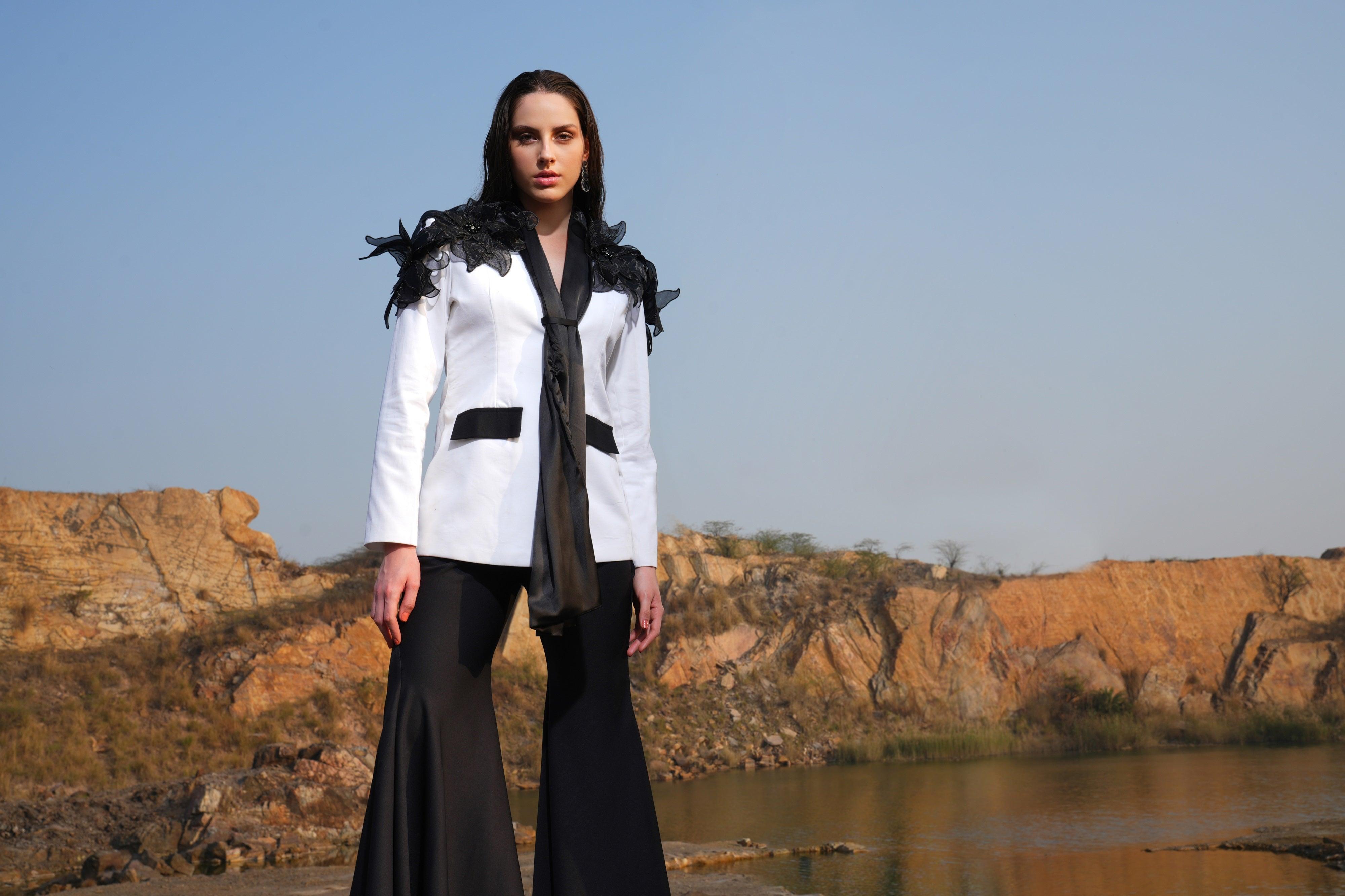 IVORY SHAWL COLLAR SUIT SET