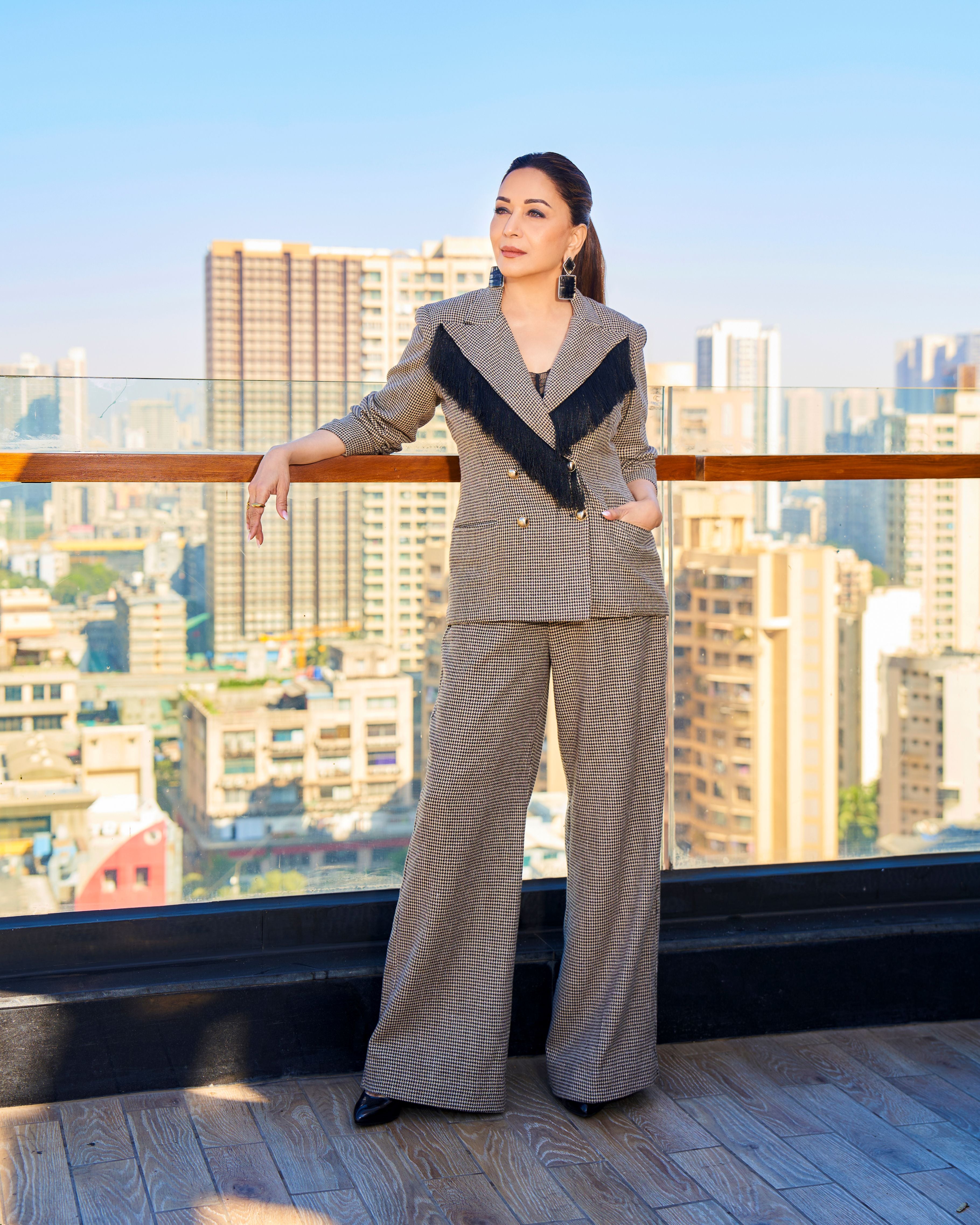 MADHURI DIXIT IN HOUNDSTOOTH FRINGE BLAZER SET