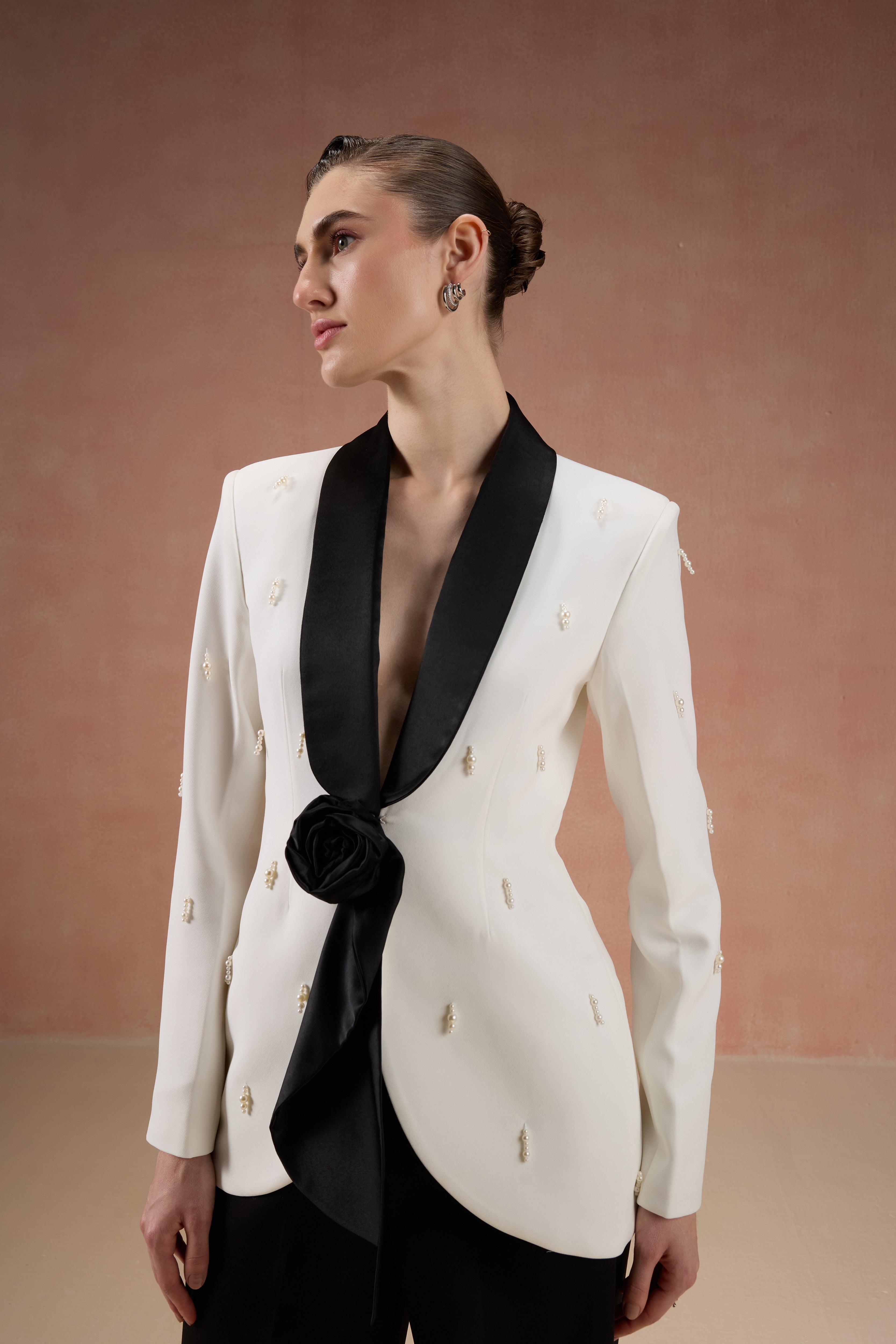 IVORY AND BLACK ROSE BLAZER SET