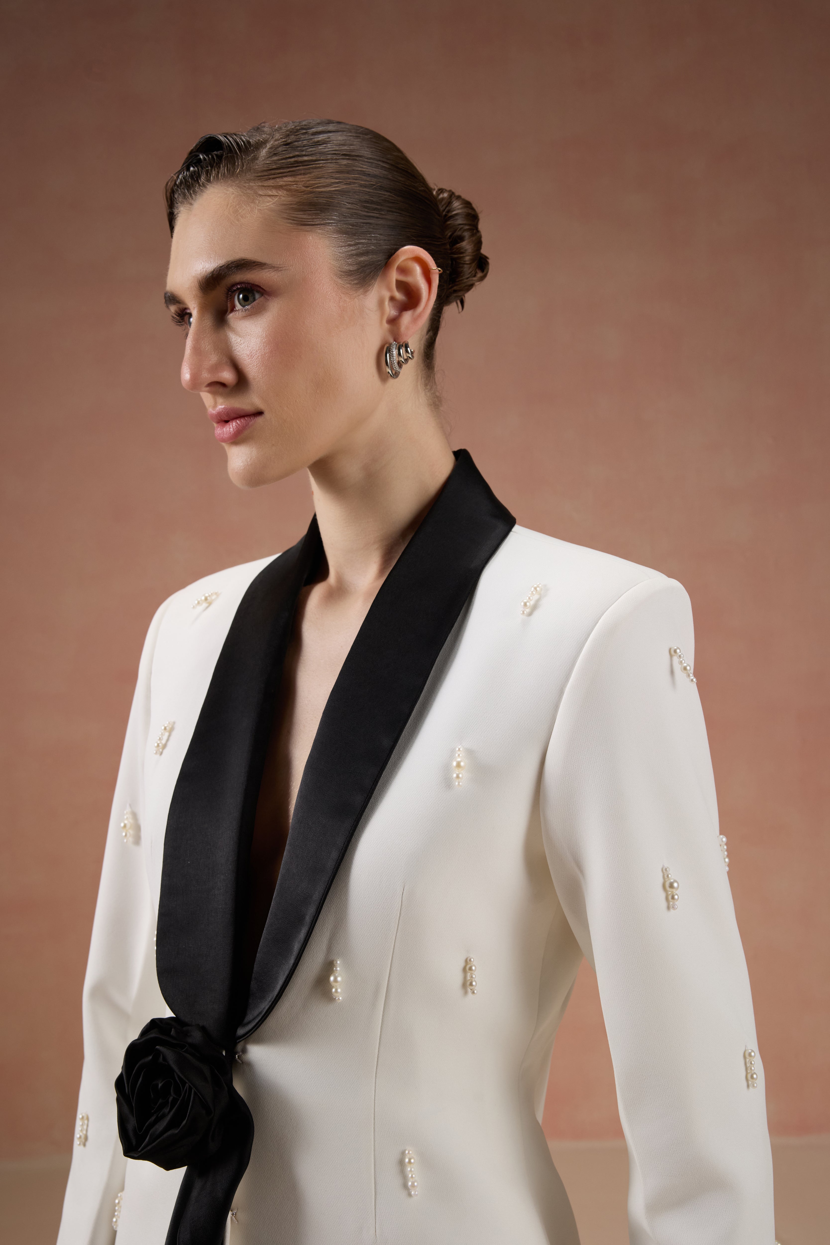 IVORY AND BLACK ROSE BLAZER SET