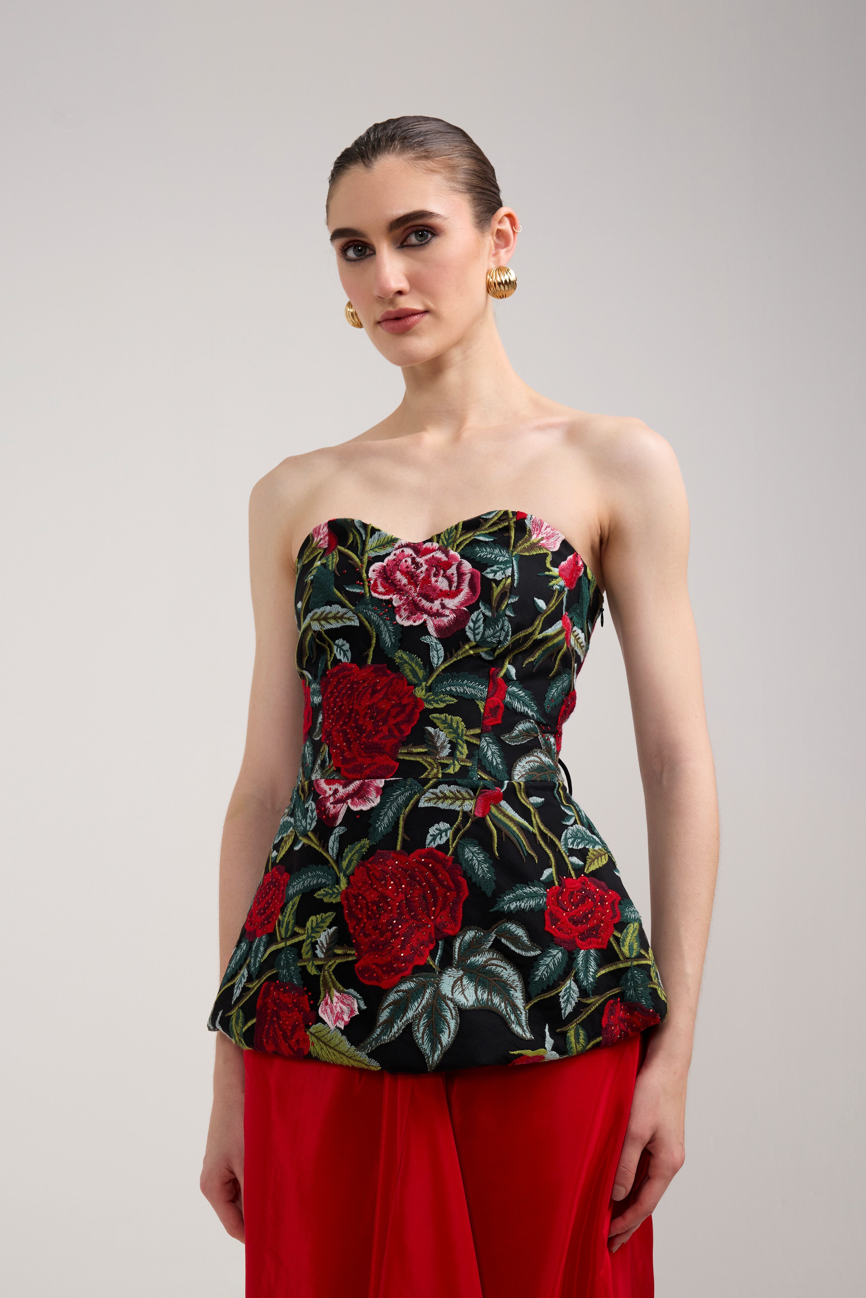BLACK AND RED ROSE SKIRT SET