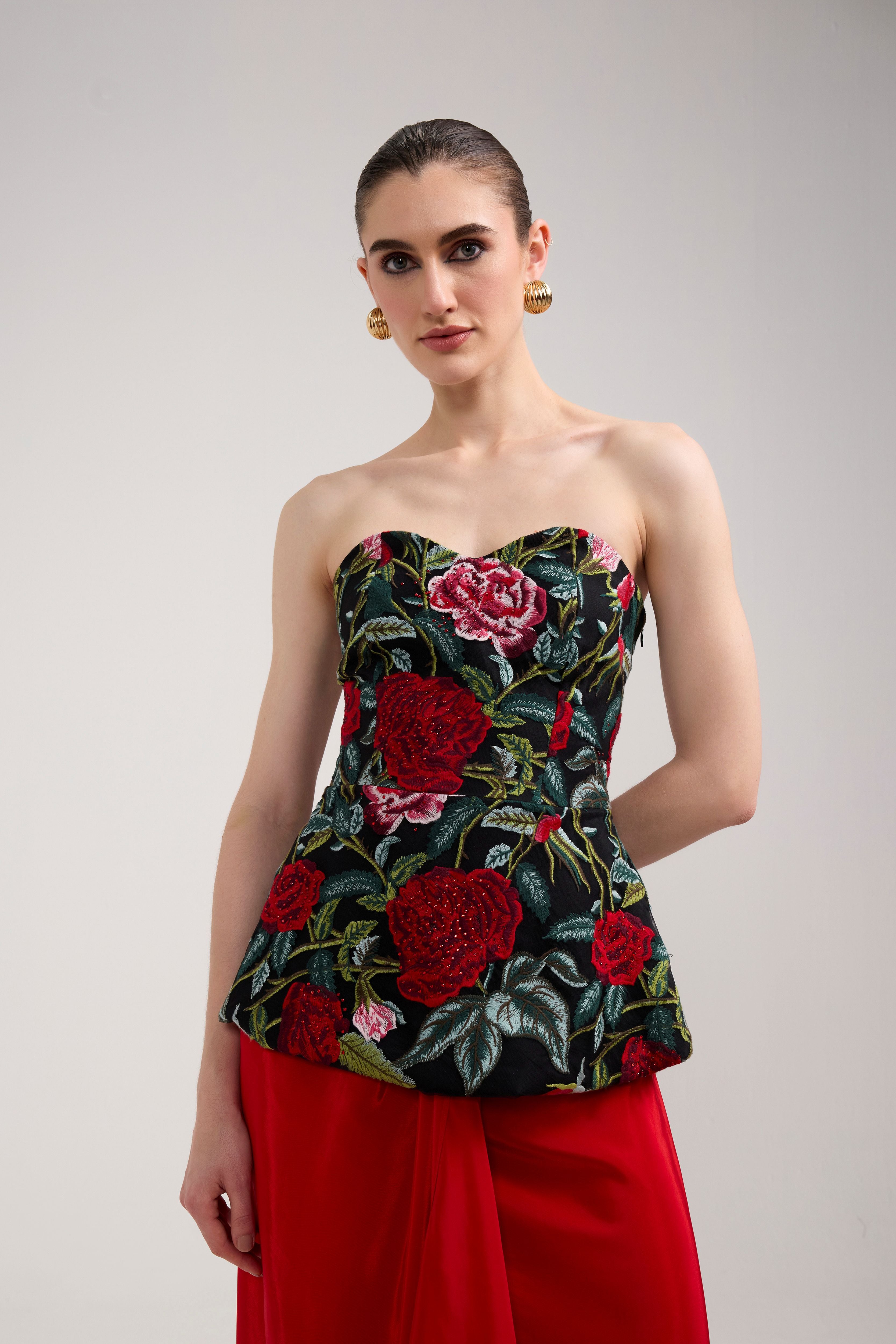 BLACK AND RED ROSE SKIRT SET