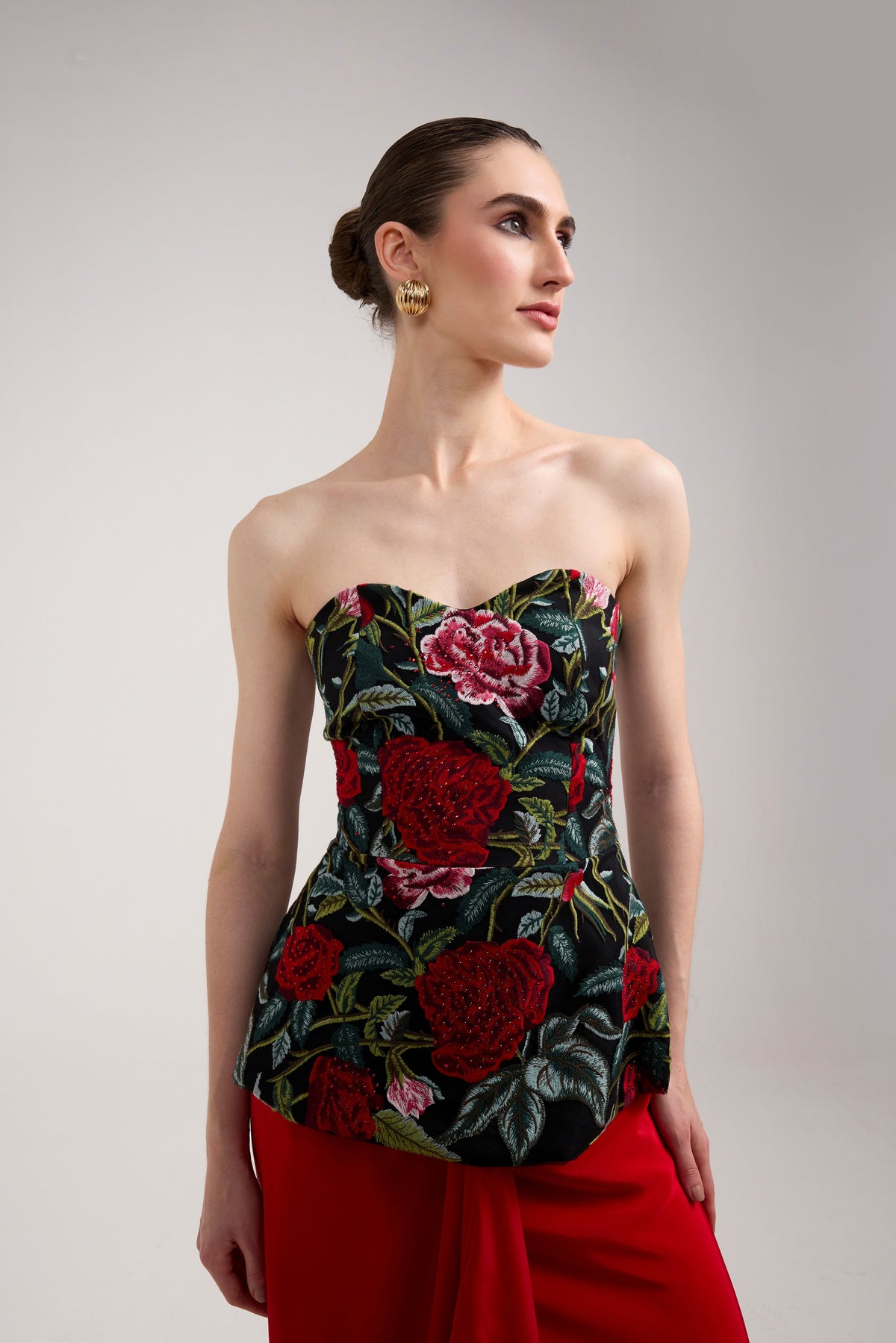 BLACK AND RED ROSE SKIRT SET