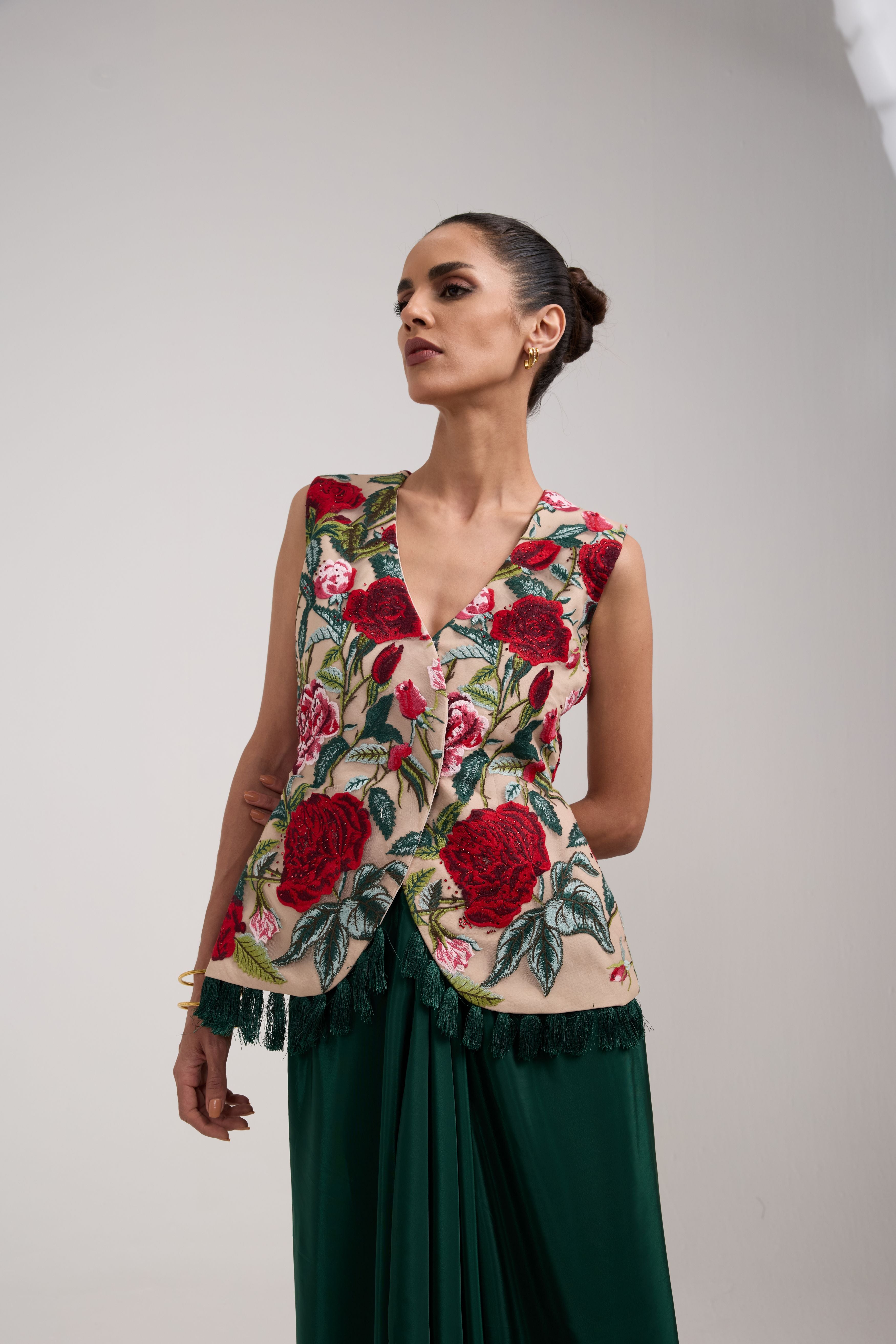 BEIGE AND EMERALD JACKET SET