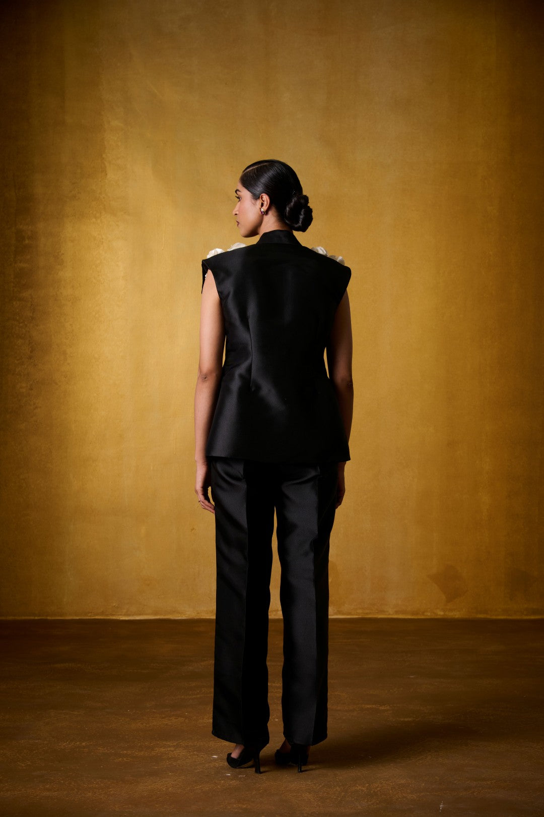 BLACK 3D EMBELLISHED JACKET SET