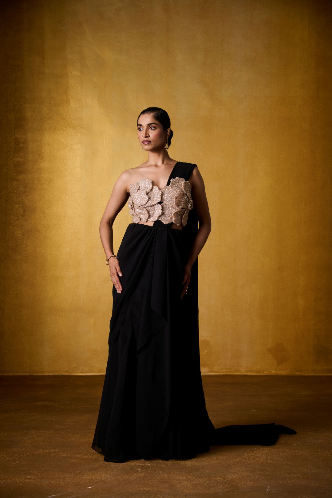 GOLDEN FLORAL BLOUSE WITH GEORGETTE DRAPED SAREE