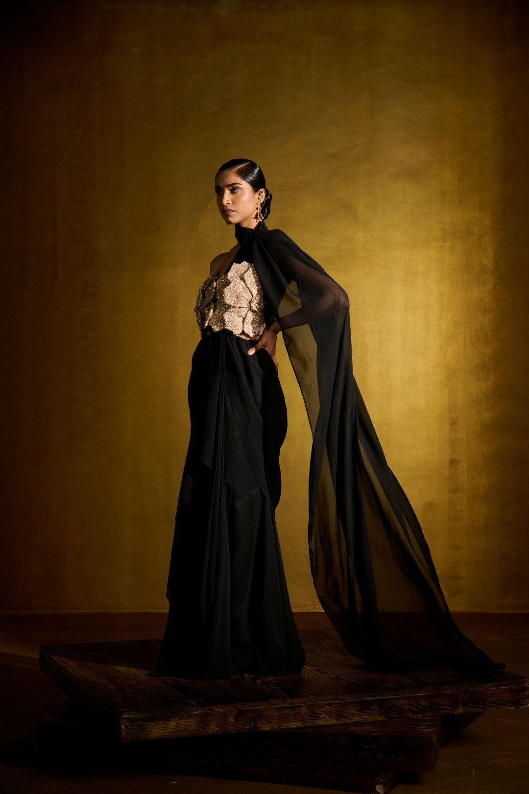 GOLDEN FLORAL BLOUSE WITH GEORGETTE DRAPED SAREE