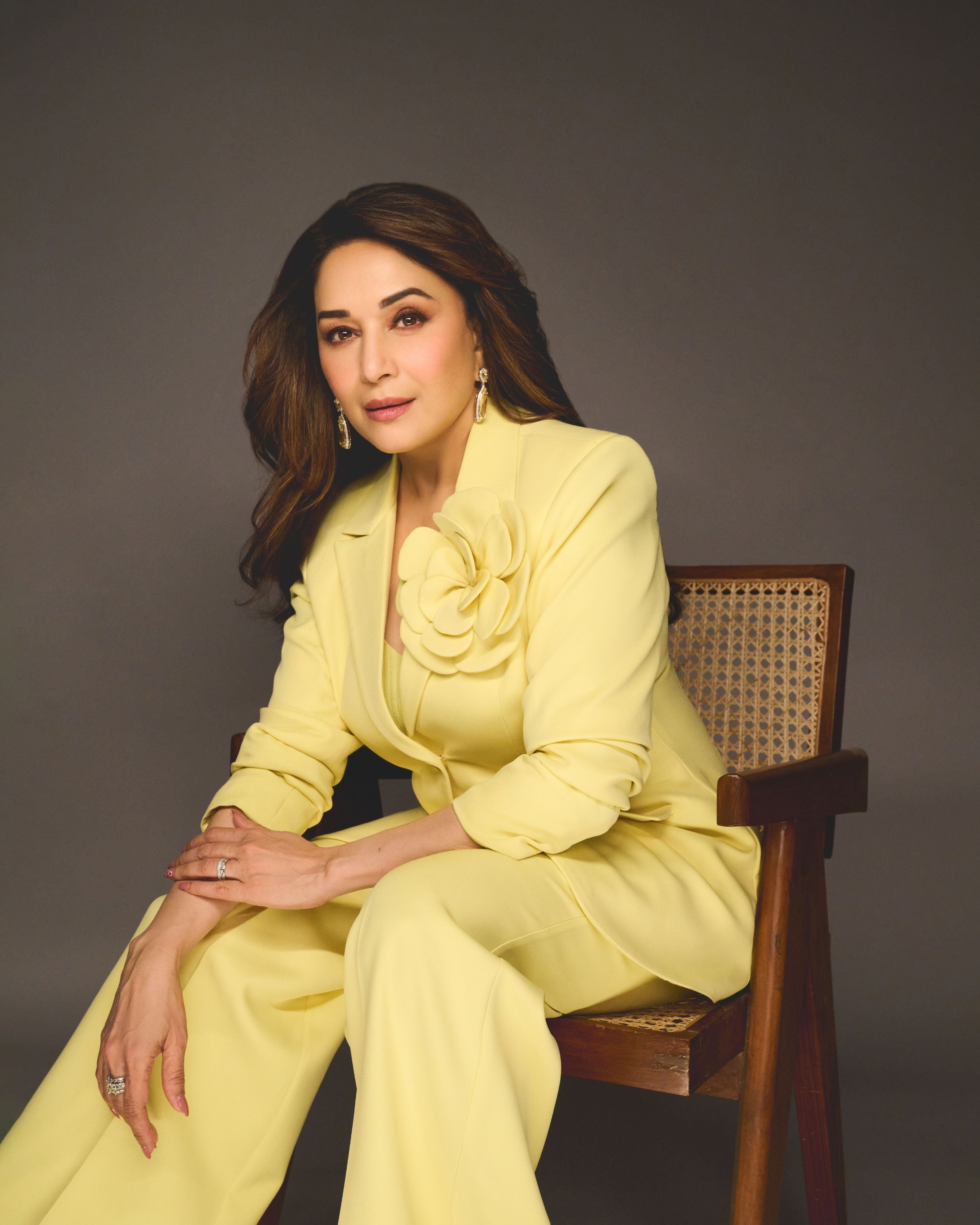 MADHURI DIXIT IN LEMON YELLOW FLOWER BLAZER SET