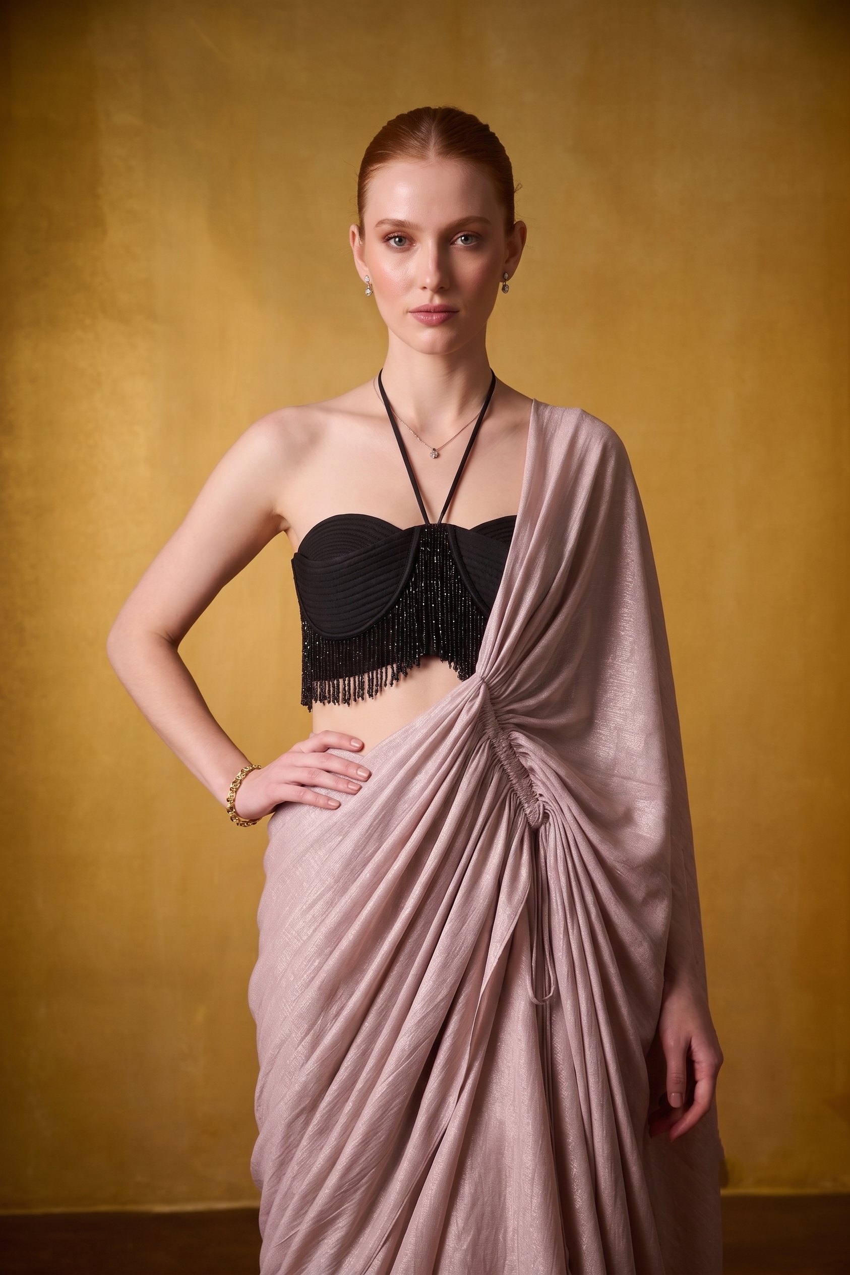 BLACK QUILTED BLOUSE WITH ADJUSTABLE DRAPED SAREE