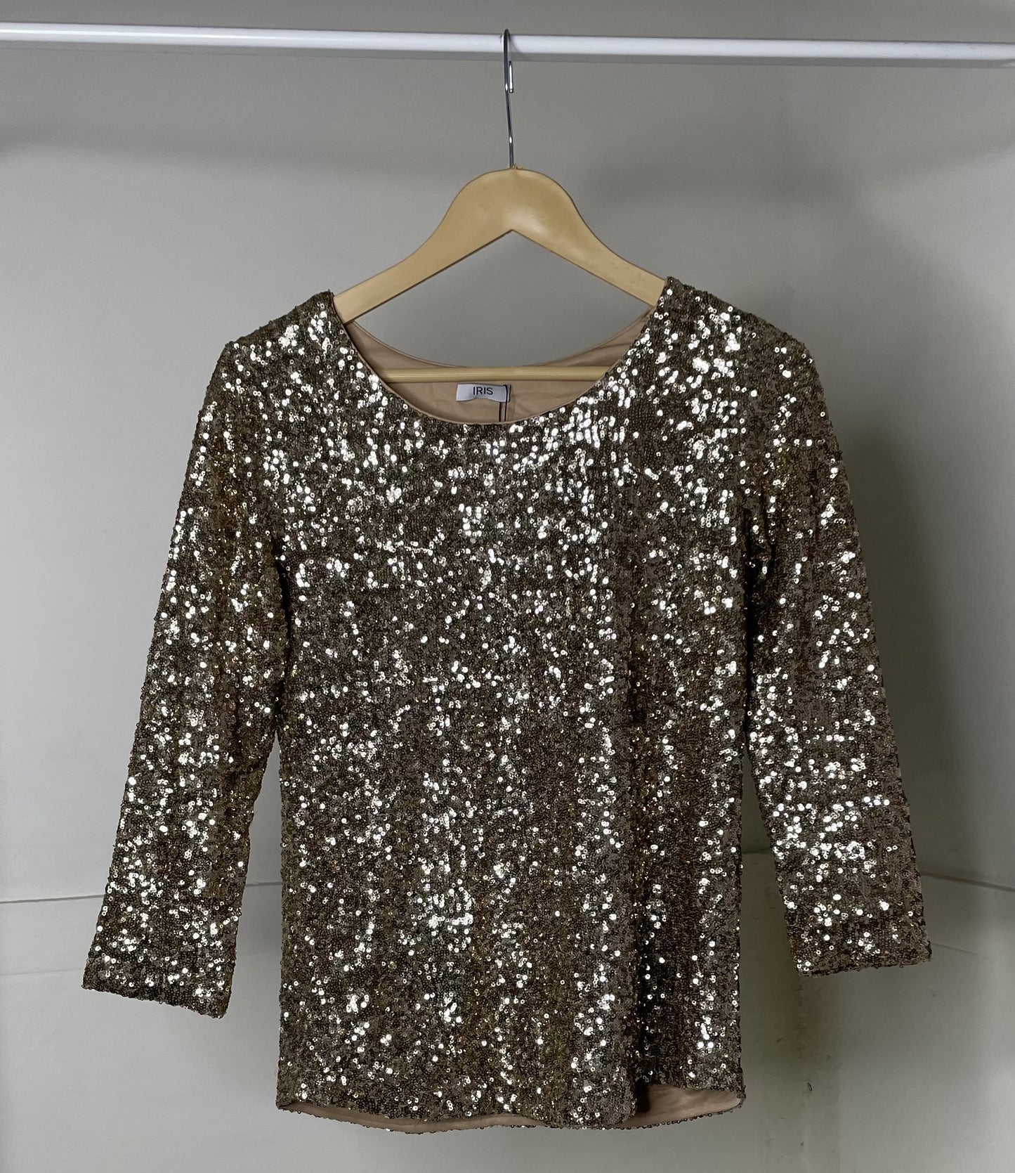 GOLDEN SEQUIN TOP