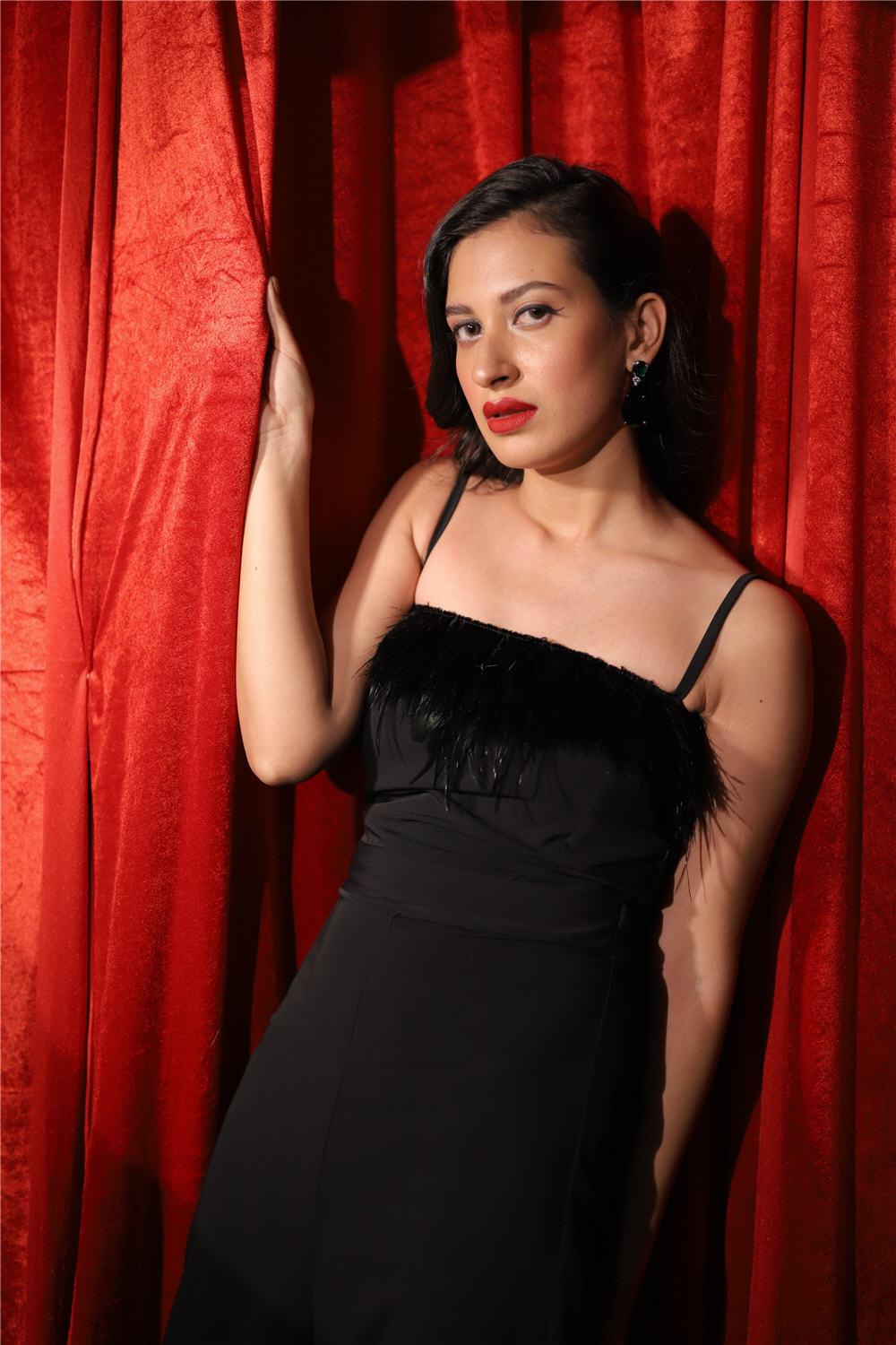 BLACK FEATHER JUMPSUIT - LabelIris